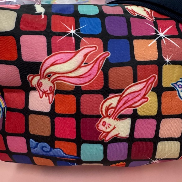 Lesportsac Vibrant GuanChan Cartoon Fanny | Bum | Sling | Belt Bag - Picture 5 of 7